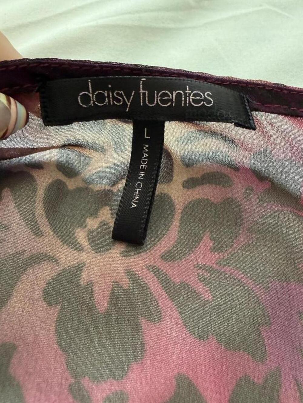 Daisy Fuentes Sheer Floral Empire Waist Blouse with Cami - Picture 5 of 8